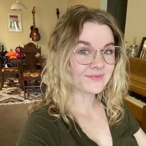 Meet your Posher, Mallory